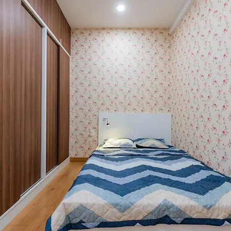 Luxury Apartment In Tan Binh District,Near Airport